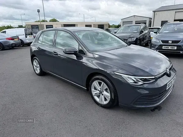 Used VW Golf VIII Life 130 HP (95 kW) 2024 Grey Hatchback