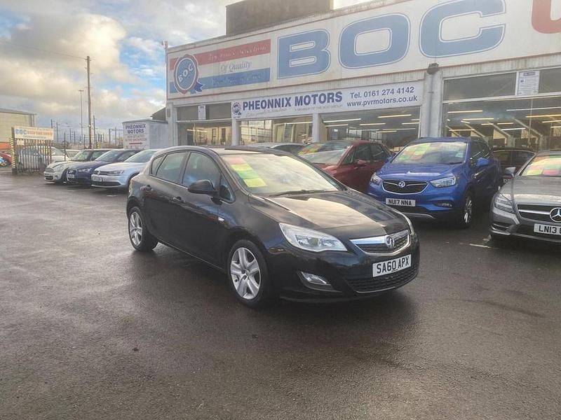 Used Vauxhall Astra 115 HP (84 kW) 2010 Black Hatchback