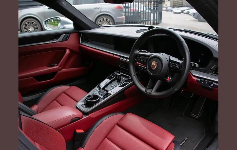 Used Porsche 911 389 HP (286 kW) 2024 Silver Coupe