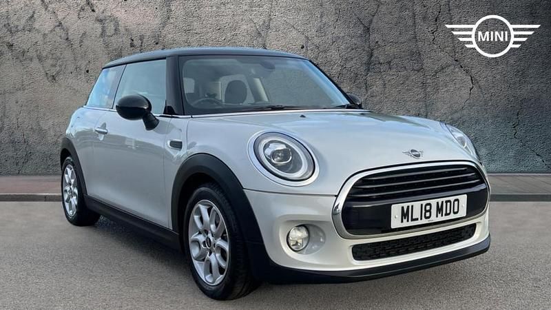 Silver Used 2018 Mini Cooper Hatch Hatchback | £10,870 (Good price) - Image 1/4