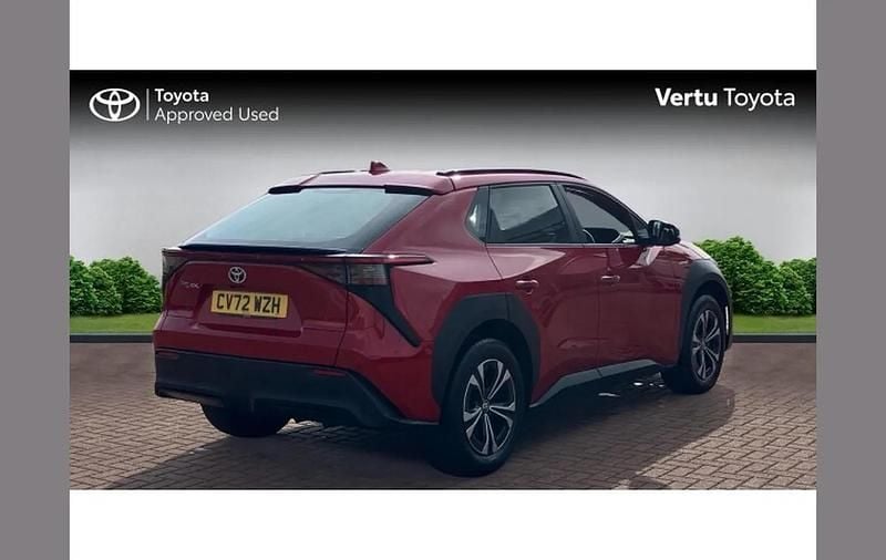 Used Toyota bZ4X PURE 150 kW (204 HP) 2022 Red SUV