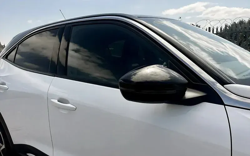Used Vauxhall Mokka Ultimate 131 HP (96 kW) 2023 White SUV