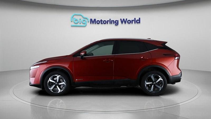 Used Nissan Qashqai N-Connecta 190 HP (139 kW) 2023 Red SUV