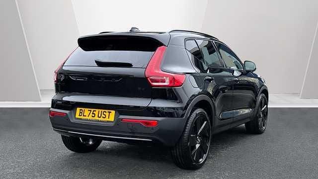 Used Volvo XC40 Plus 194 HP (142 kW) 2026 SUV