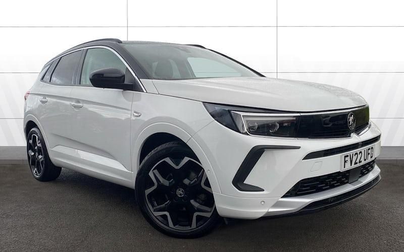 Used Vauxhall Grandland X Elite 131 HP (96 kW) 2021 White SUV