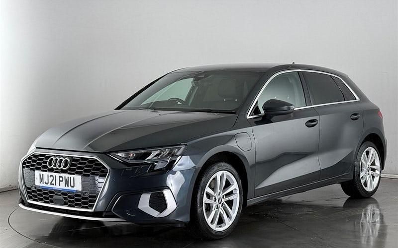 Used Audi A3 Sportback e-tron Sport 204 HP (150 kW) 2025 Hatchback