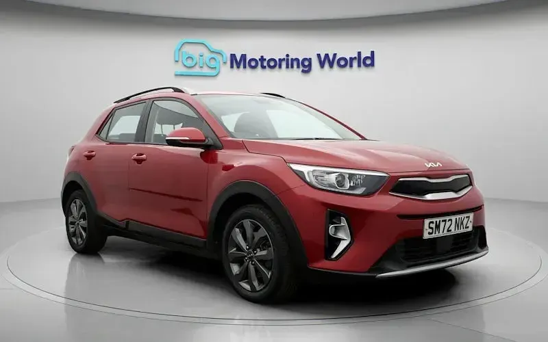 Usado Kia Stonic 101 HP (74 kW) 2024 SUV