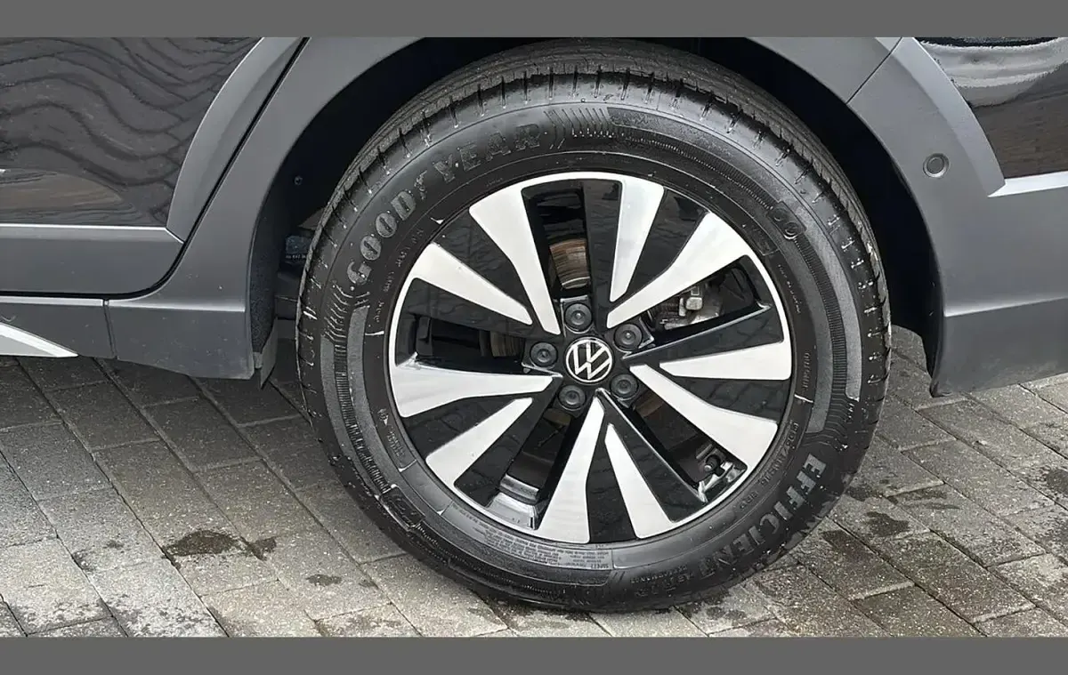 Used VW Taigo Life 115 HP (84 kW) 2025 Black SUV