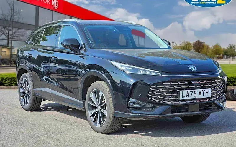 Used MG HS Trophy 224 HP (164 kW) 2025 SUV