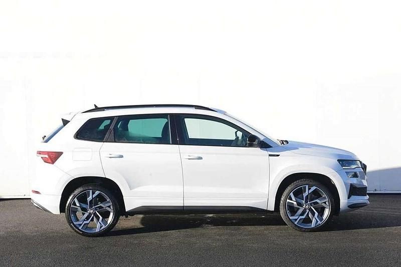 Used Skoda Karoq SportLine 150 HP (110 kW) 2025 Moon white metallic SUV
