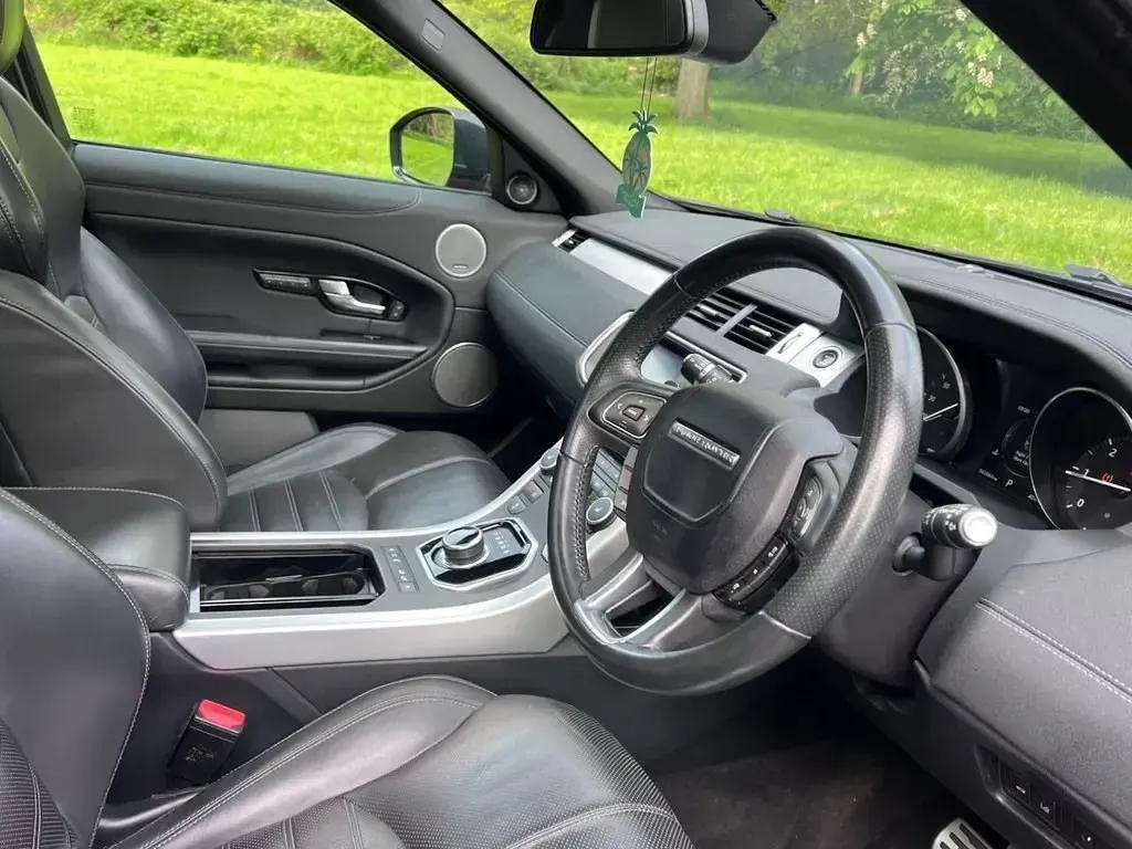 Usado Land Rover Range Rover evoque HSE Dynamic 180 CV (132 kW) 2017 Rojo Familiar