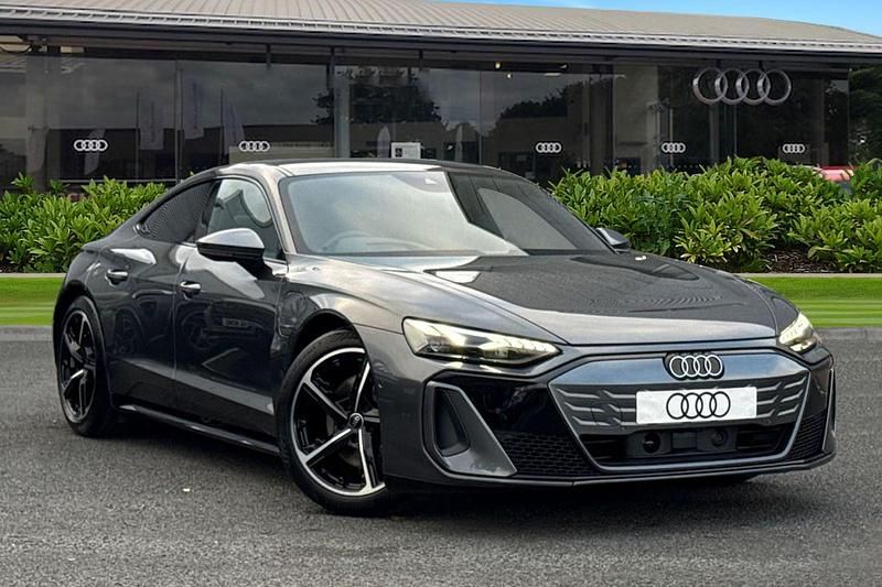 New Audi e-tron GT quattro Design 430 kW (585 HP) 2025 Grey Sedan