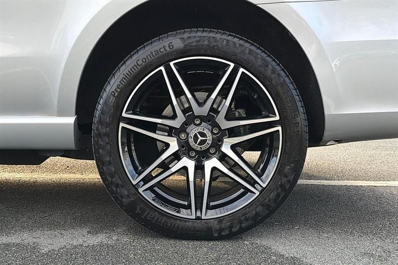 Used Mercedes V220 AMG line 163 HP (119 kW) 2023 Brilliant silver MPV