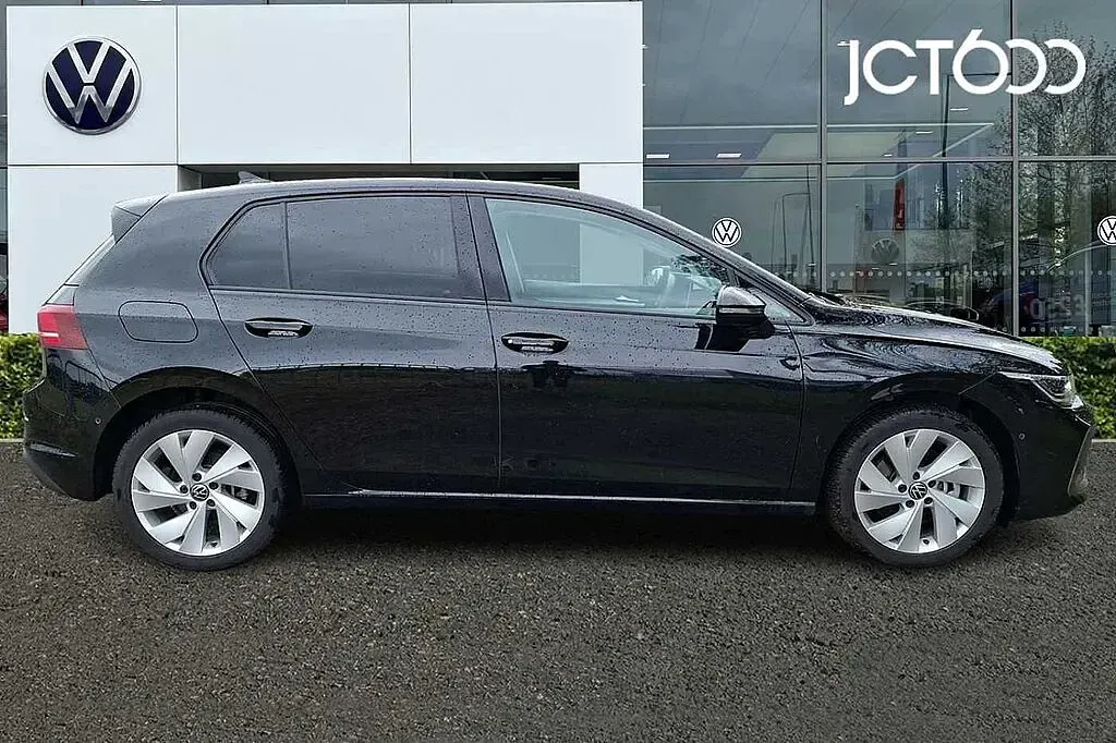 Used VW Golf VIII Match 204 HP (150 kW) 2025 Black Hatchback