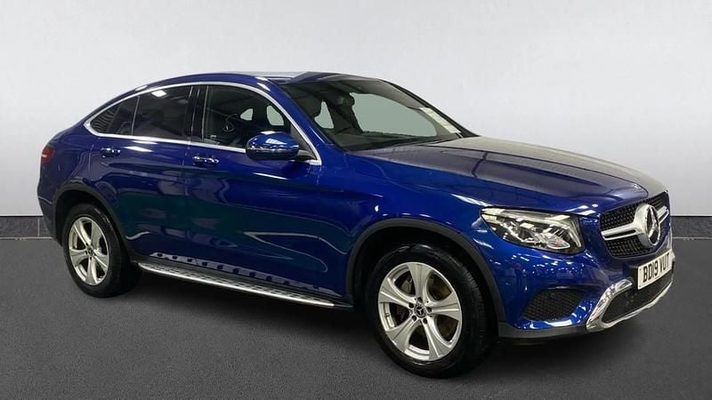 Used Mercedes GLC220 Premium 170 HP (125 kW) 2019 Blue Coupe