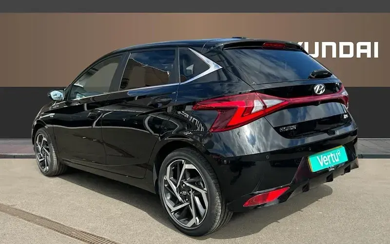 Używany Hyundai i20 Premium 101 KM (74 kW) 2023 Czarny Hatchback
