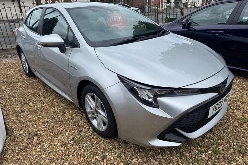 Silver Used 2022 Toyota Corolla Hatchback | £16,795 (Good price) - Image 1/1