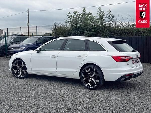 Used Audi A4 Comfort 163 HP (119 kW) 2021 White Estate