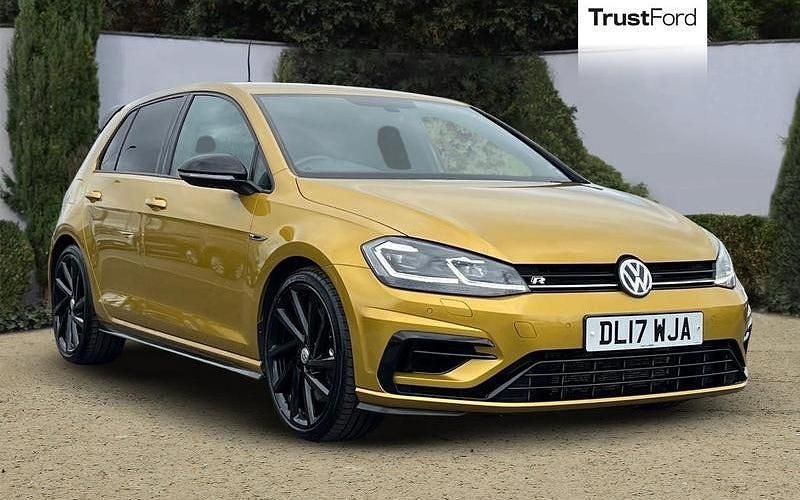 Used 2018 VW Golf VII R Hatchback | £18,795 (Fair price) - Image 1/4
