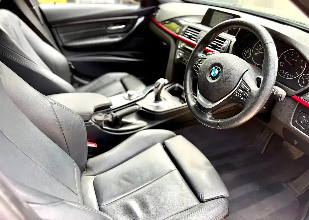 Used BMW 320 Sport Line 2014 Black Estate