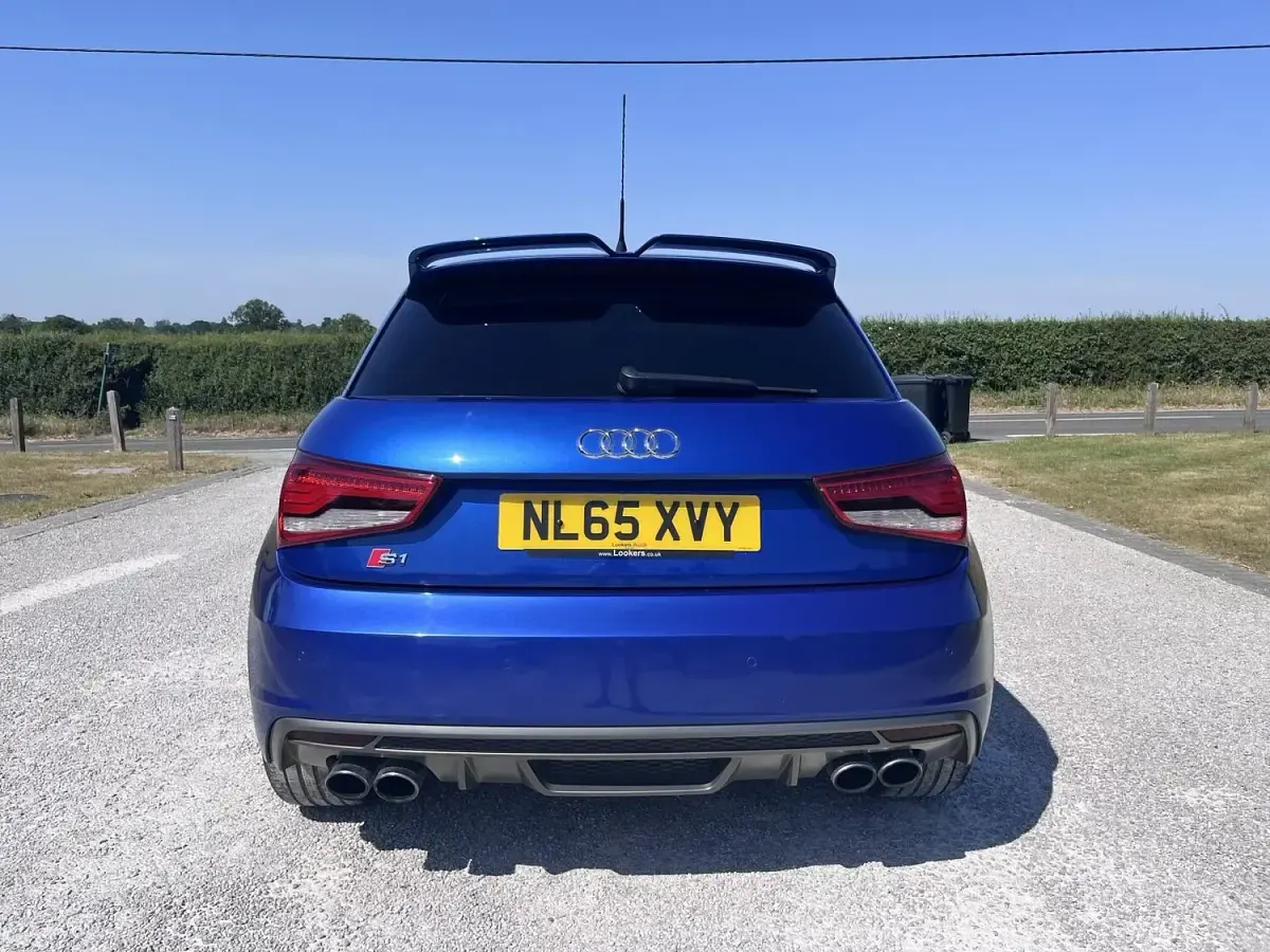 Used Audi S1 Sportback Design 231 HP (169 kW) 2015 Blue Hatchback