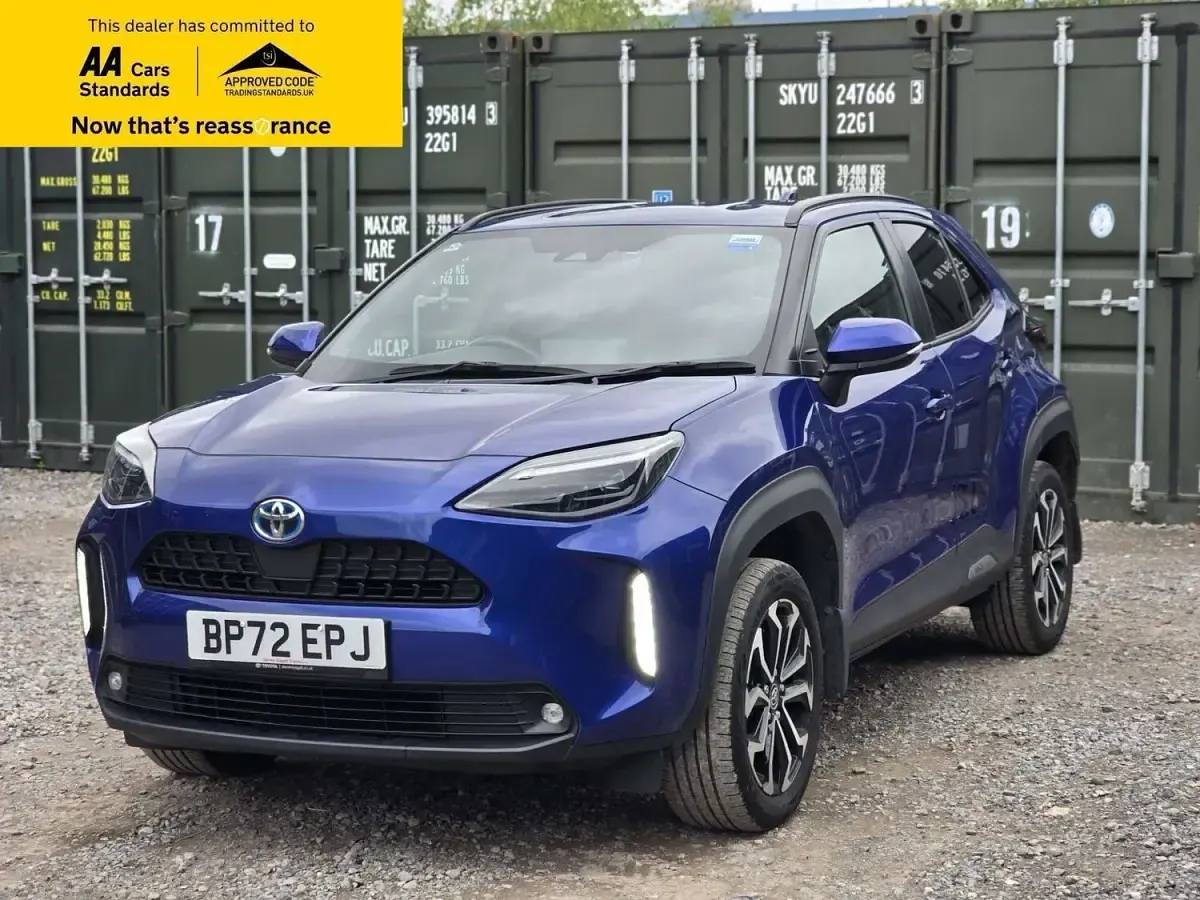 Used Toyota Yaris Cross Design 116 HP (85 kW) 2023 Blue SUV