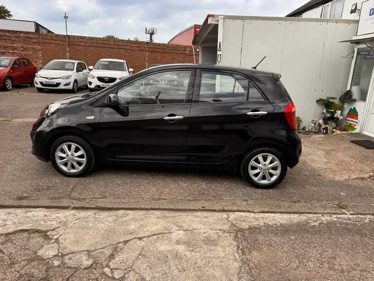 Used Kia Picanto 68 HP (50 kW) 2014 Black Hatchback