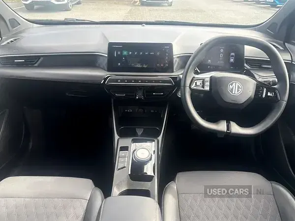 Used MG MG3 Trophy 194 HP (142 kW) 2025 Black Hatchback