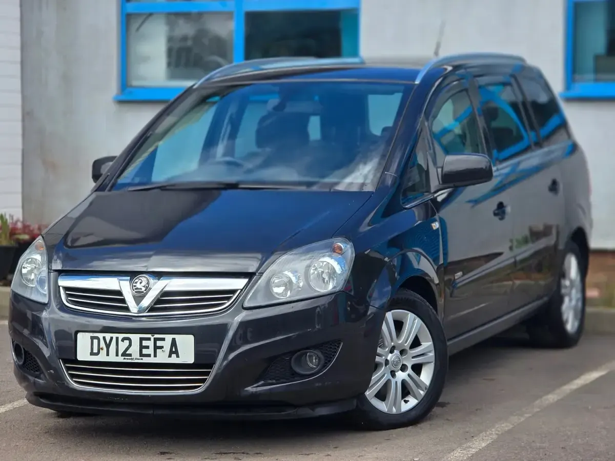 Used Vauxhall Zafira Design Edition 2012 Black MPV