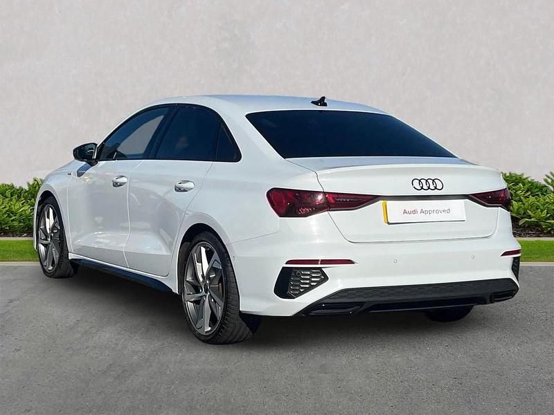 Used Audi A3 Comfort 147 HP (108 kW) 2023 White Sedan