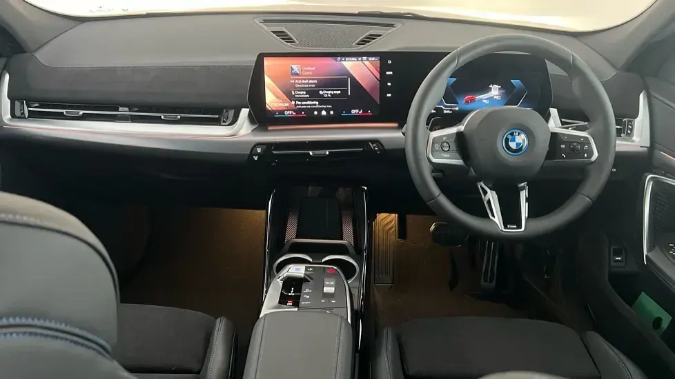 Used BMW iX2 M Sport 230 kW (313 HP) 2025 Red SUV