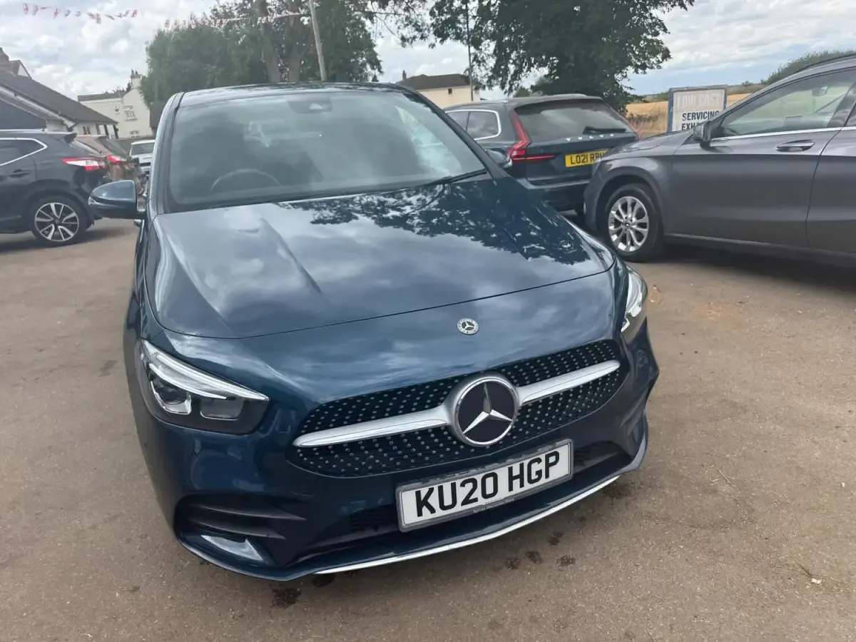 Used Mercedes B180 Executive 2020 Blue Hatchback
