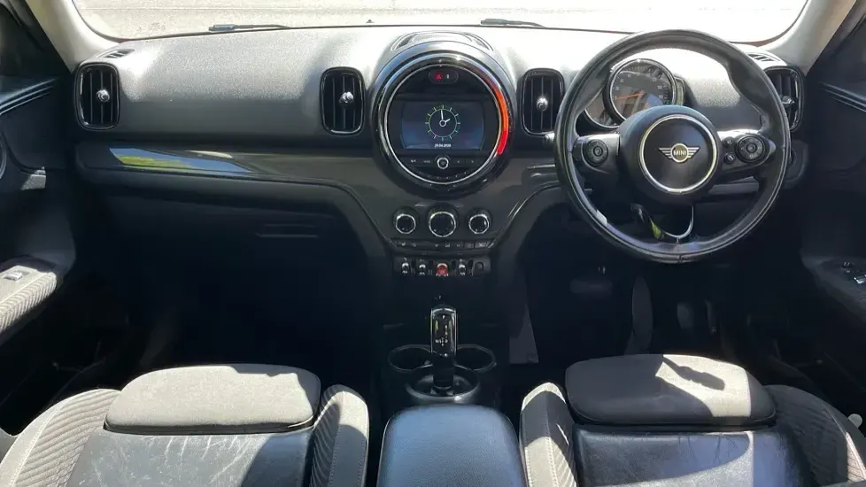 Usado Mini Cooper Countryman Classic 136 HP (100 kW) 2019 Branco SUV