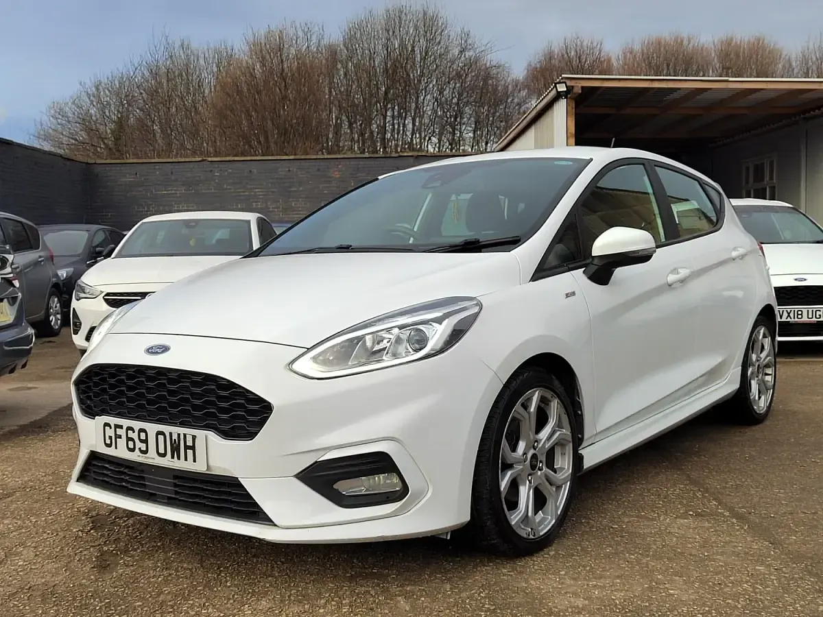 Używany Ford Fiesta ST-Line 123 KM (90 kW) 2019 Biały Hatchback