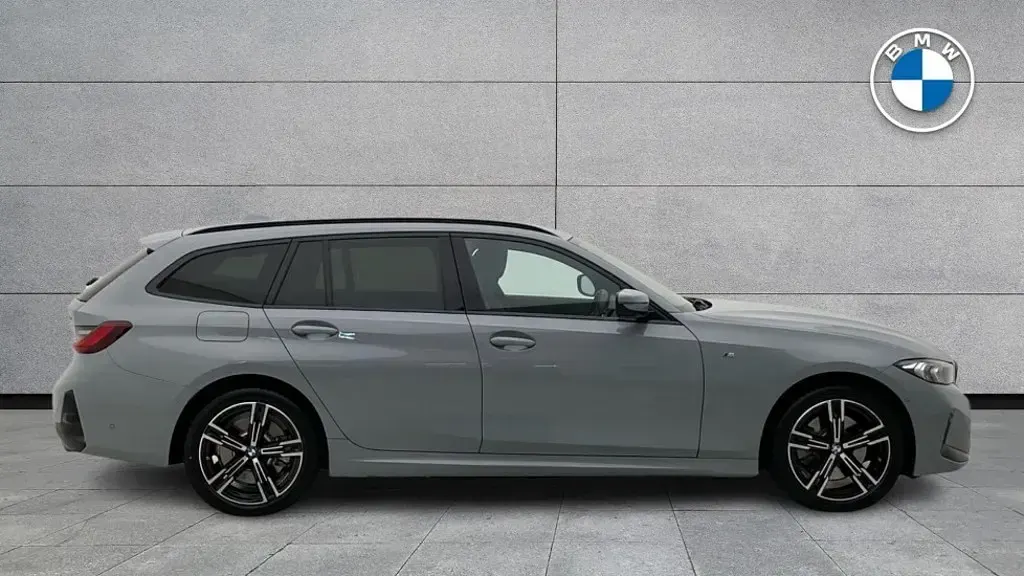 Used BMW 330e M Sport 292 HP (214 kW) 2025 Grey Estate