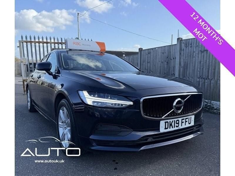 Used Volvo S90 Momentum 190 HP (139 kW) 2019 Blue Sedan