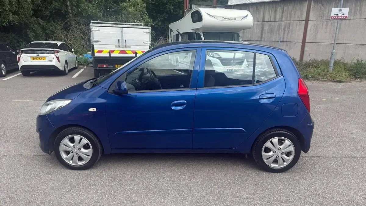 Used Hyundai i10 Active 2012 Blue Hatchback
