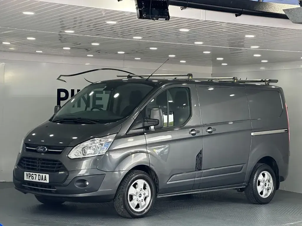 Used Ford Transit Custom Limited 128 HP (94 kW) 2017 Grey Van