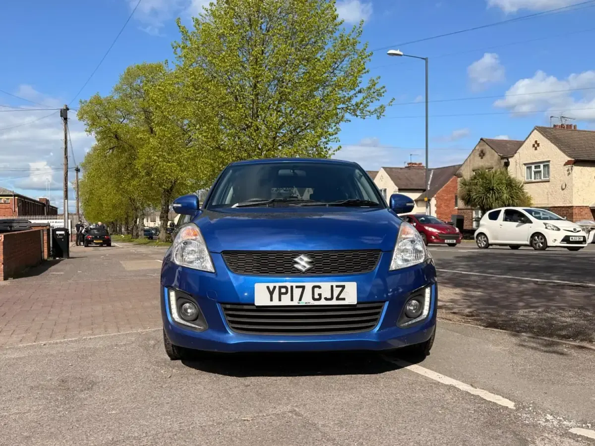 Begagnad Suzuki Swift SZ4 2017 Blå Halvkombi