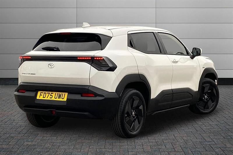 New Toyota Urban Cruiser Design 127 kW (174 HP) 2026 Unknown SUV