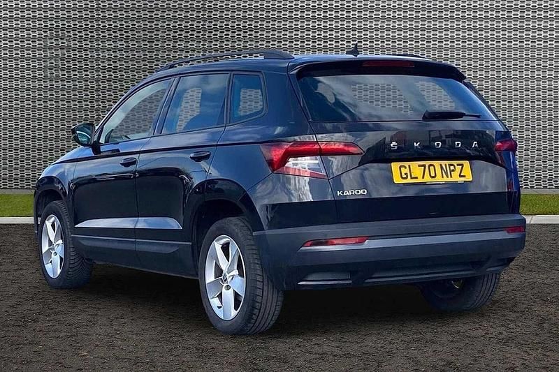 Used Skoda Karoq SE 110 HP (80 kW) 2020 Black magic pearl effect SUV