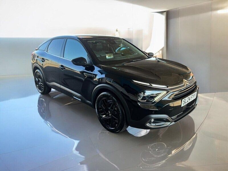 Black Used 2024 Citroën e-C4 Hatchback | £16,550 (Fair price) - Image 1/4