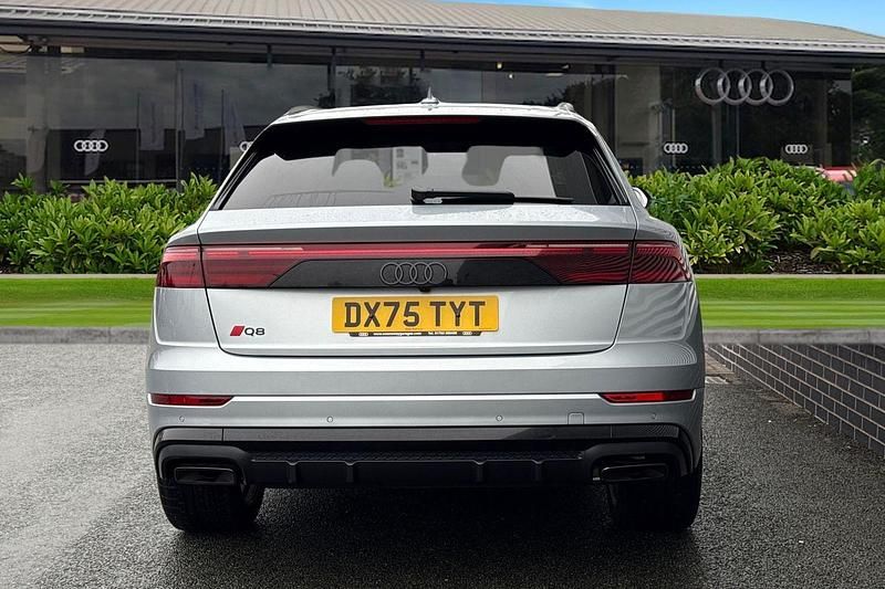 Used Audi Q8 Black Edition 286 HP (210 kW) 2025 Silver SUV