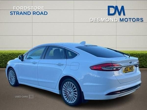 Used Ford Mondeo Titanium 150 HP (110 kW) 2021 White Hatchback