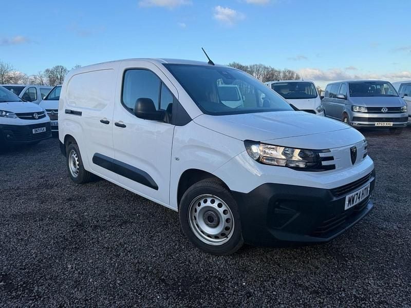 White Used 2024 Peugeot Partner MPV | £13,795 (Good price) - Image 1/3