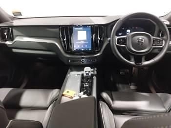 Second-hand Volvo XC60 Plus 250 CP (183 kW) 2024 Gri SUV