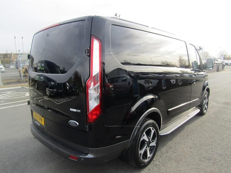 Used Ford Transit Custom Active 130 HP (95 kW) 2021 Black Van