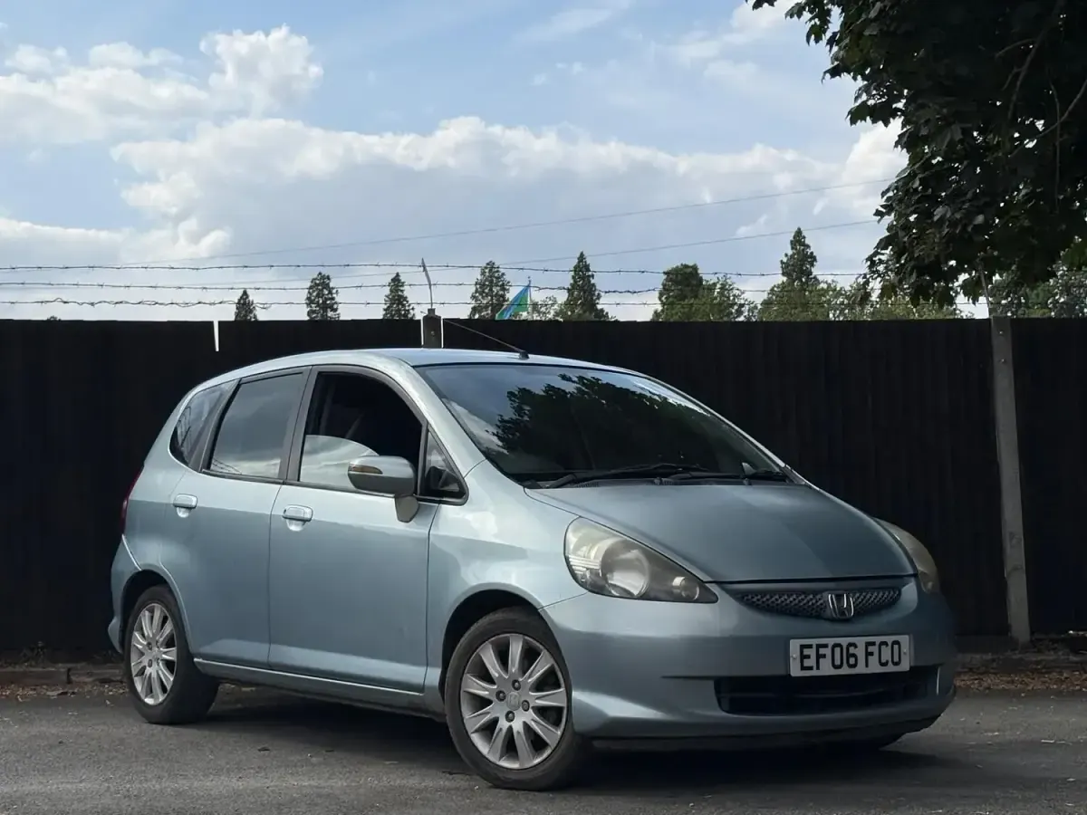 Used Honda Jazz SE 83 HP (61 kW) 2006 Blue Hatchback