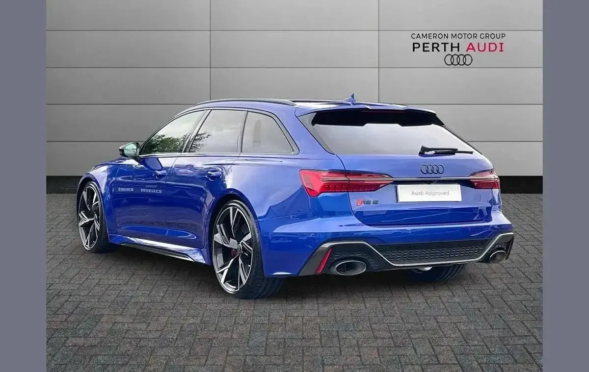 Used Audi RS6 Design 591 HP (434 kW) 2023 Blue Estate