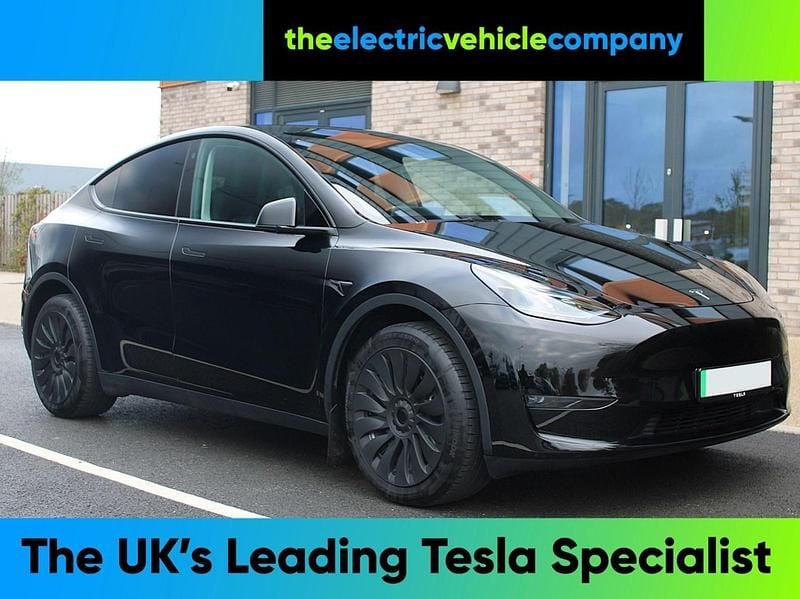 Black Used 2023 Tesla Model Y Long Range AWD SUV | £28,750 (Fair price) - Image 1/3